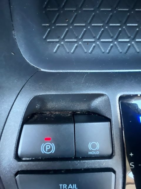 Used 2025 Toyota RAV4 XLE AWD/4WD image 20