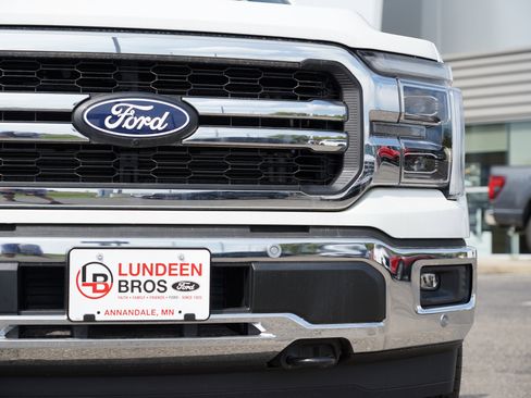 New 2025 Ford F150 Lariat w/ Equipment Group 502A High image 11