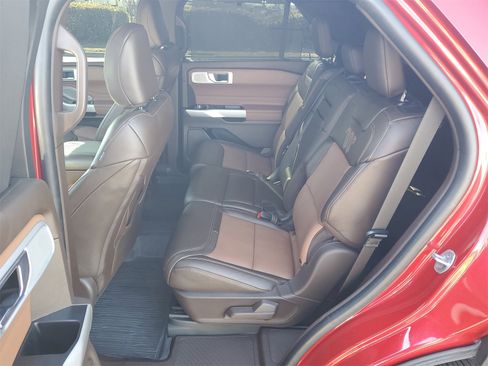 Certified 2022 Ford Explorer King Ranch image 11