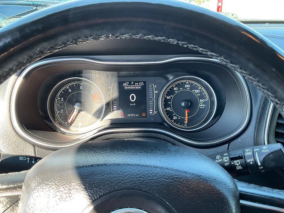 Used 2020 Jeep Cherokee Latitude Plus w/ Cold Weather Group AWD/4WD image 7
