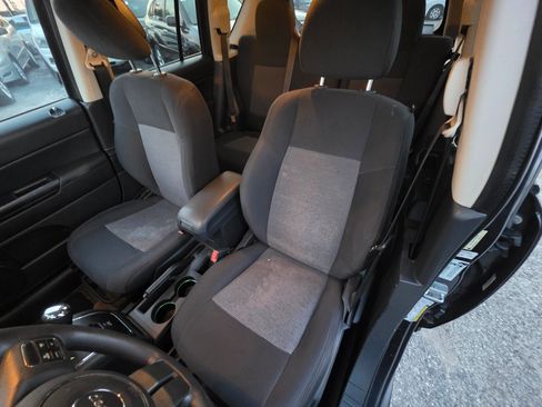 Used 2014 Jeep Compass Sport w/ Power Value Group FWD image 11