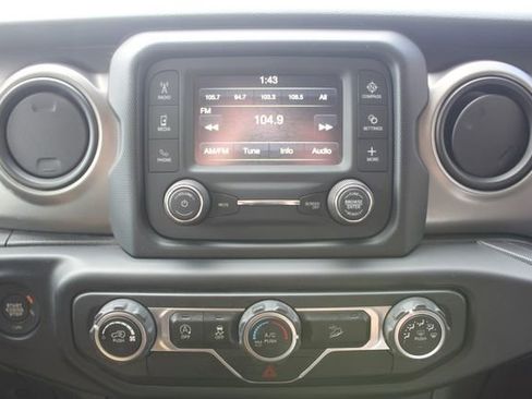 Used 2019 Jeep Wrangler Unlimited Sport S image 20