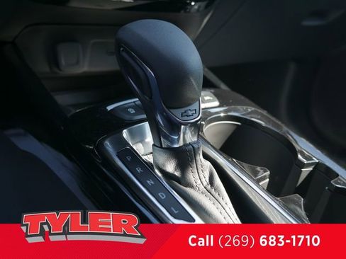 New 2025 Chevrolet Trax ACTIV w/ Sunroof Package image 35