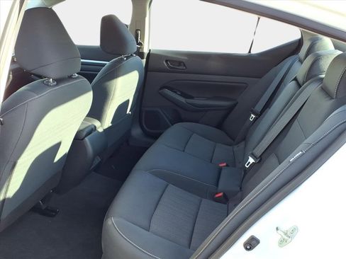 Used 2023 Nissan Altima 2.5 SV image 10