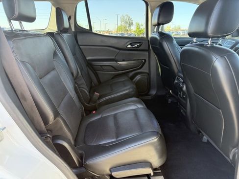 Used 2017 GMC Acadia SLT FWD image 21