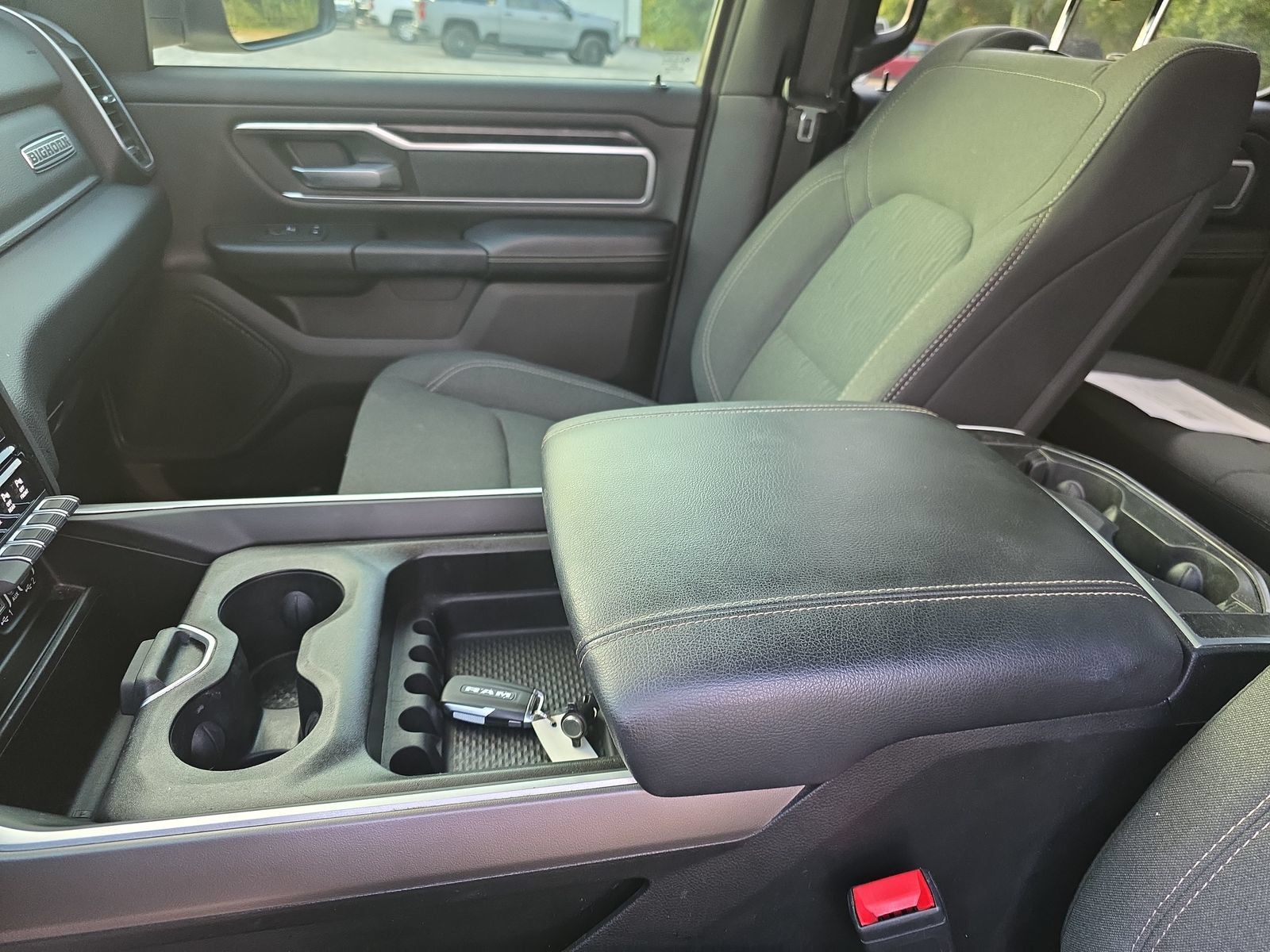 Used 2022 RAM 1500 Big Horn AWD/4WD image 22