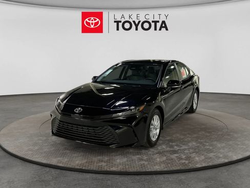 New 2026 Toyota Camry LE FWD image 1