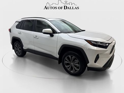 Used 2025 Toyota RAV4 Limited w/ Advanced Technology Package AWD/4WD image 4