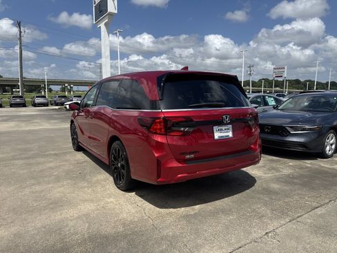 New 2026 Honda Odyssey Sport-L image 6