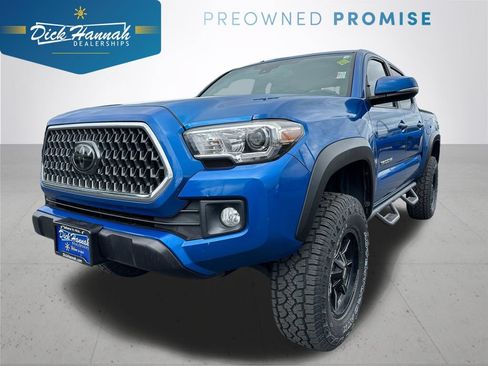 Used 2018 Toyota Tacoma TRD Off-Road w/ Technology Package AWD/4WD image 1