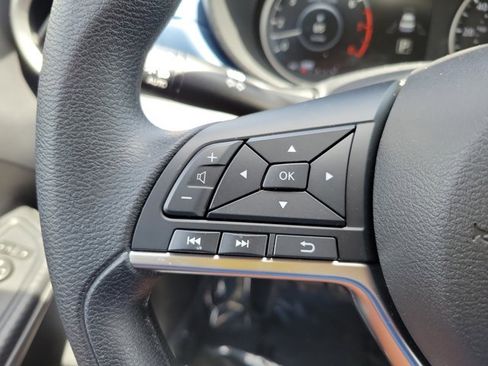 Used 2025 Nissan Versa SV w/ Trunk Package FWD image 21