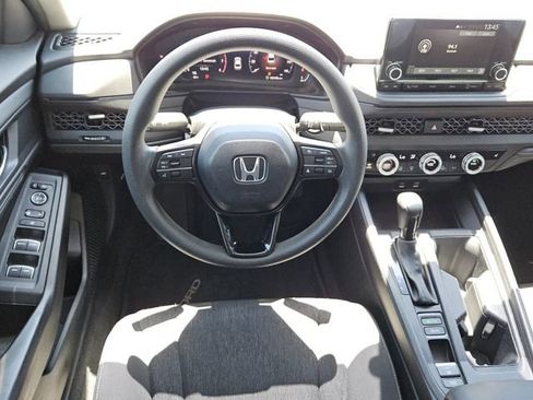 Used 2023 Honda Accord EX image 5