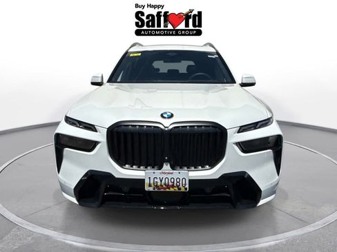 Used 2026 BMW X7 xDrive40i w/ M Sport Package AWD/4WD image 6