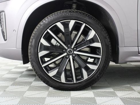 Certified 2026 Volvo XC90 B6 Plus w/ Protection Package Premier AWD/4WD image 28