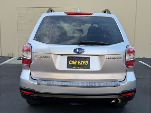 Used 2016 Subaru Forester 2.5i Premium AWD/4WD image 6