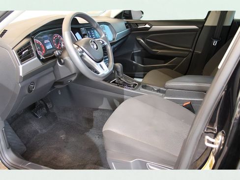 Used 2020 Volkswagen Jetta S w/ Driver Assistance Package image 10