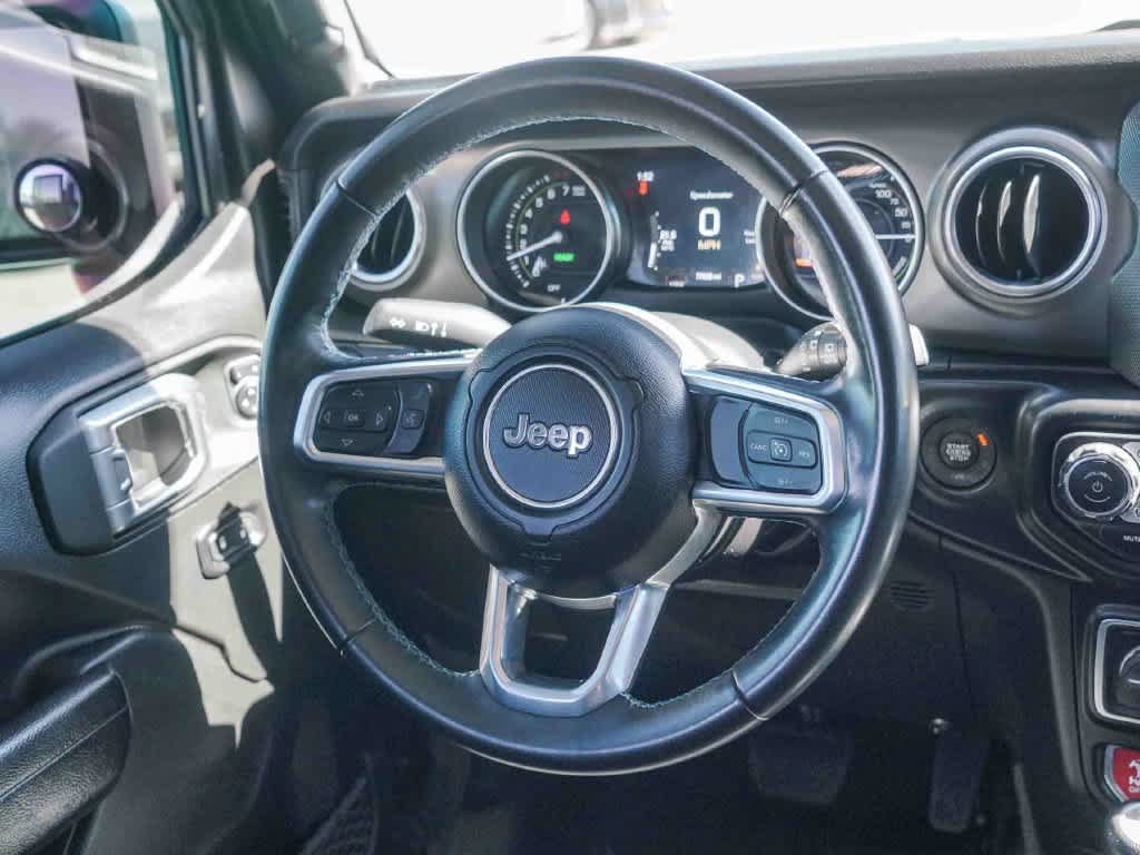 Certified 2022 Jeep Wrangler Unlimited Rubicon 4xe AWD/4WD image 15