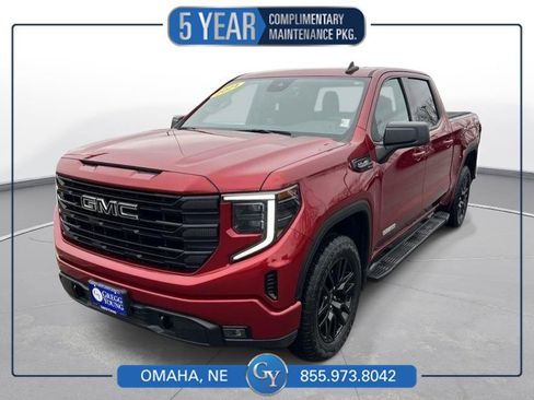 Used 2024 GMC Sierra 1500 Elevation image 1