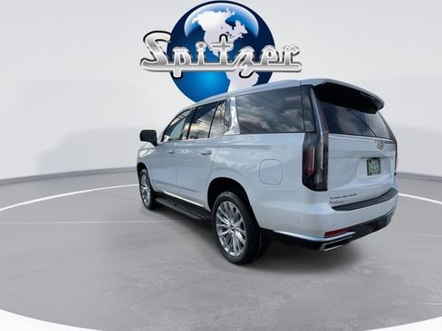 Used 2024 Cadillac Escalade Premium Luxury image 7