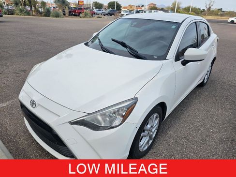 Used 2018 Toyota Yaris iA image 1