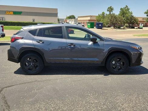 Used 2025 Subaru Crosstrek 2.0i AWD/4WD image 5