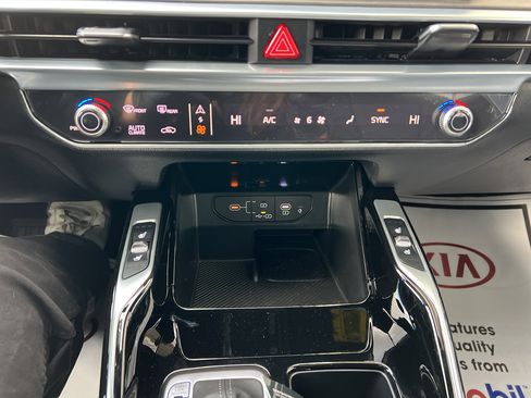 New 2026 Kia Sorento SX Prestige image 25