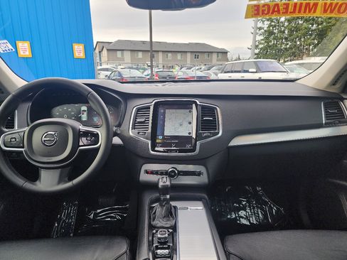 Used 2016 Volvo XC90 T5 Momentum image 14