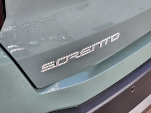 Certified 2025 Kia Sorento SX Prestige AWD/4WD image 11