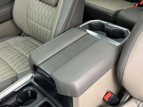 Used 2026 Ford F450 Platinum w/ Platinum Plus Package image 27