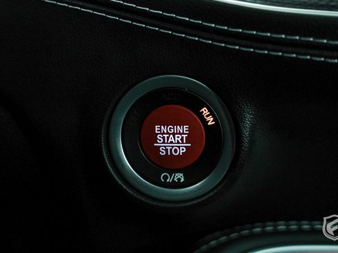 Used 2022 Dodge Challenger SRT Hellcat w/ Plus Package image 29