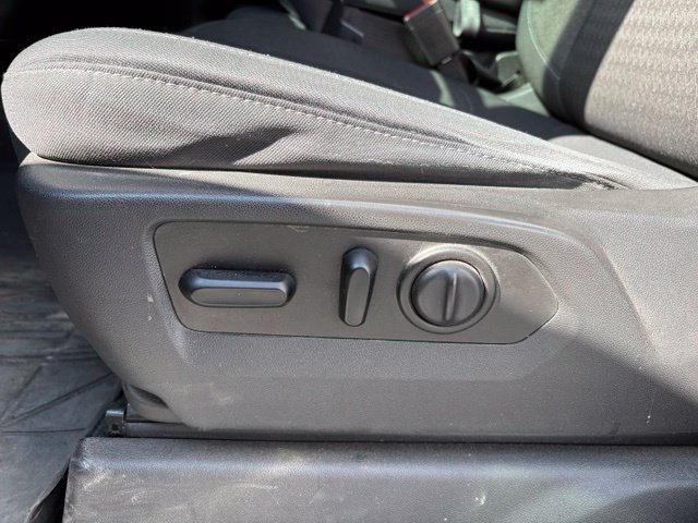 Used 2019 Chevrolet Silverado 1500 LT w/ True North Edition AWD/4WD image 21