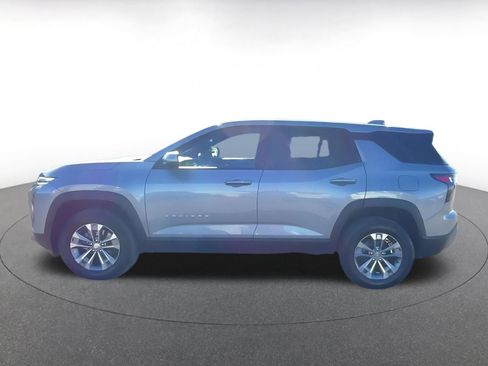 Used 2025 Chevrolet Equinox LT image 9