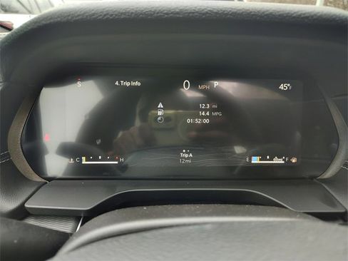 New 2025 Jeep Grand Cherokee Altitude w/ Trailer Tow Package image 17