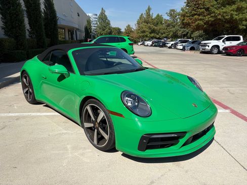Used 2023 Porsche 911 Carrera 4S AWD/4WD image 3