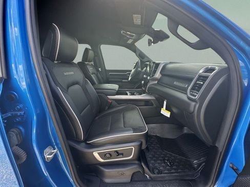Certified 2025 RAM 1500 Laramie AWD/4WD image 34