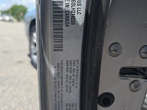 Used 2020 Dodge Challenger SXT RWD image 20