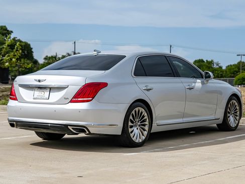 Used 2019 Genesis G90 5.0 Ultimate RWD image 8