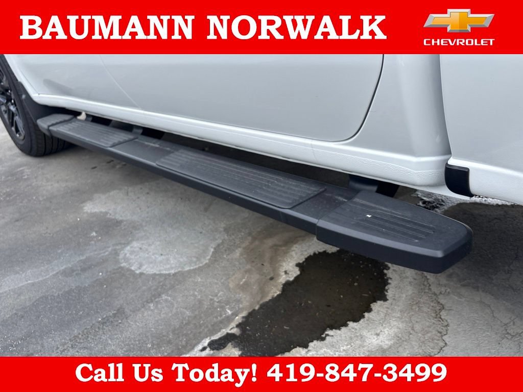 Used 2026 Chevrolet Silverado 1500 RST w/ LPO, Dark Essentials Package AWD/4WD image 18