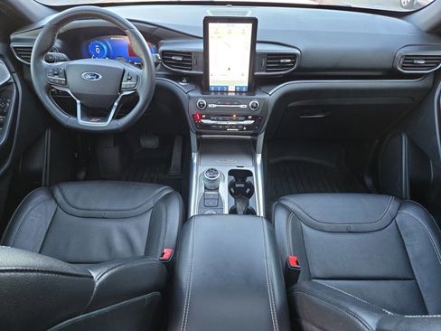 Used 2020 Ford Explorer ST w/ Premium Technology Package image 16