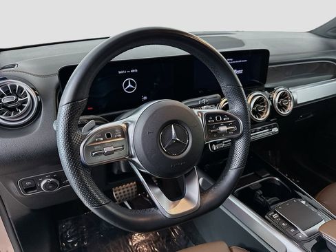 Used 2022 Mercedes-Benz GLB 250 image 12