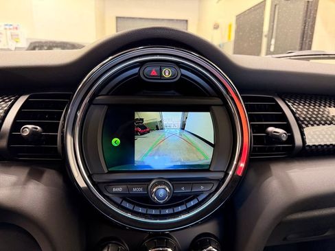 Used 2021 MINI Cooper SE w/ 6.5" Touchscreen Package FWD image 16