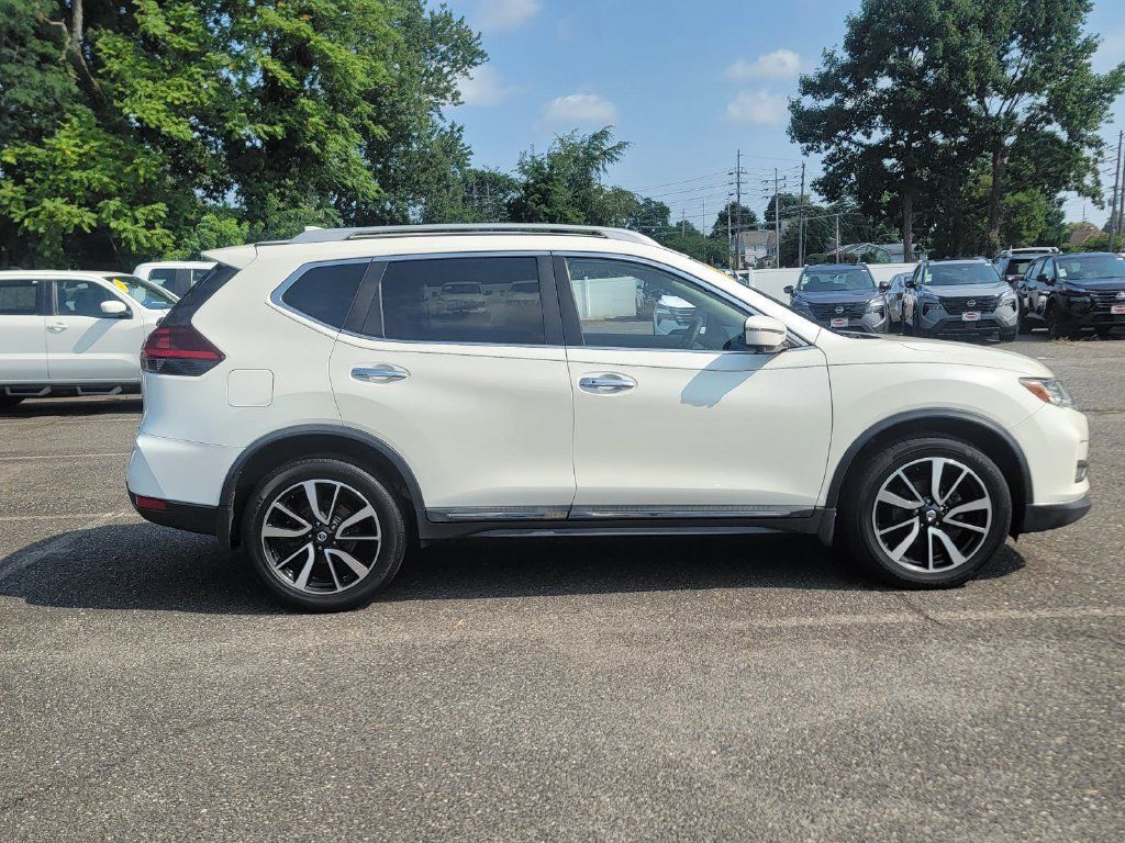 Used 2019 Nissan Rogue SL w/ Premium Package AWD/4WD image 7