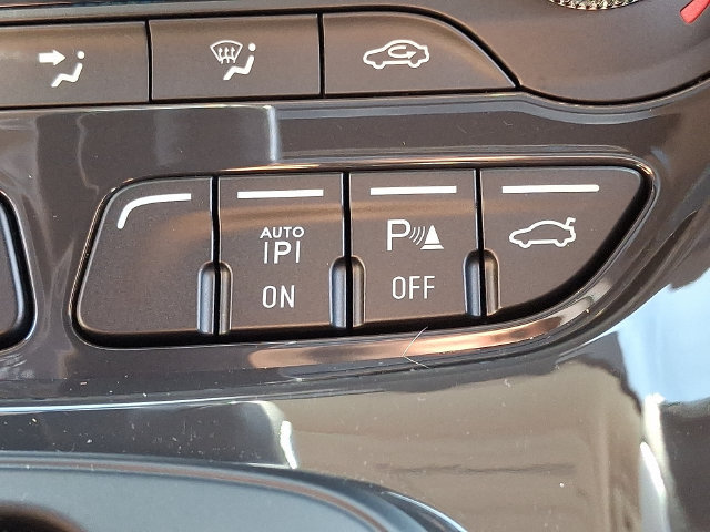Used 2015 Ford Escape Titanium w/ Equipment Group 301A FWD image 25