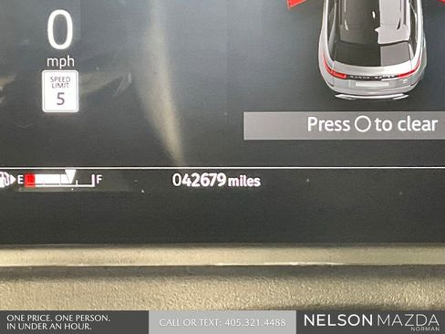 Used 2024 Land Rover Range Rover Velar Dynamic SE AWD/4WD image 45