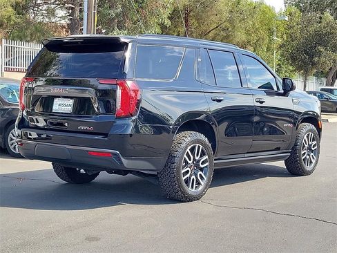 Used 2023 GMC Yukon AT4 image 31