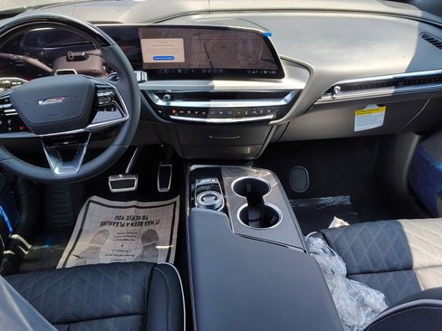 New 2026 Cadillac Lyriq V w/ LPO, Floor Liner Package image 10