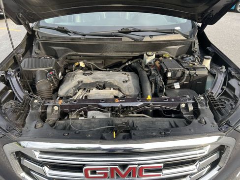 Used 2019 GMC Terrain SLT w/ Preferred Package FWD image 26