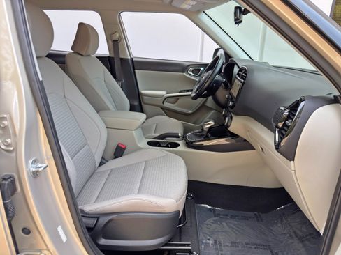 Used 2020 Kia Soul EX FWD image 14