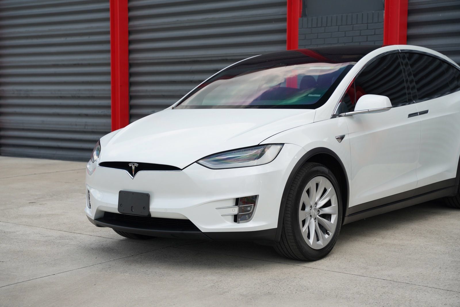 Used 2020 Tesla Model X Long Range AWD/4WD image 2