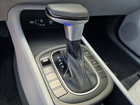 Certified 2026 Hyundai Kona SE AWD/4WD image 18